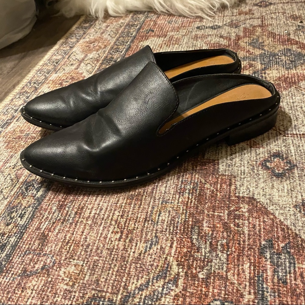 Target Universal Thread Loafer - Picture 2 of 4